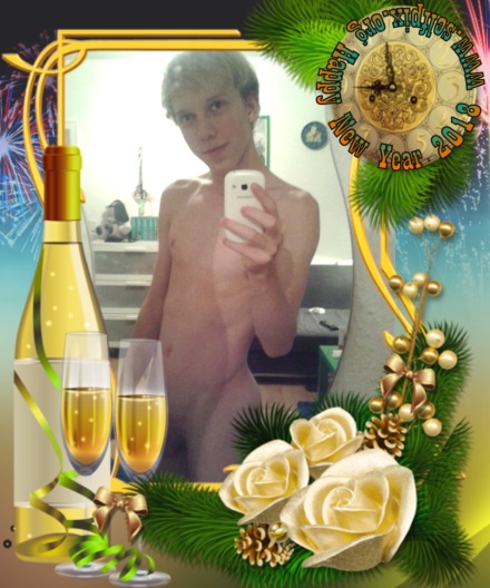 Happy New Year 2018 - Twink Selfie